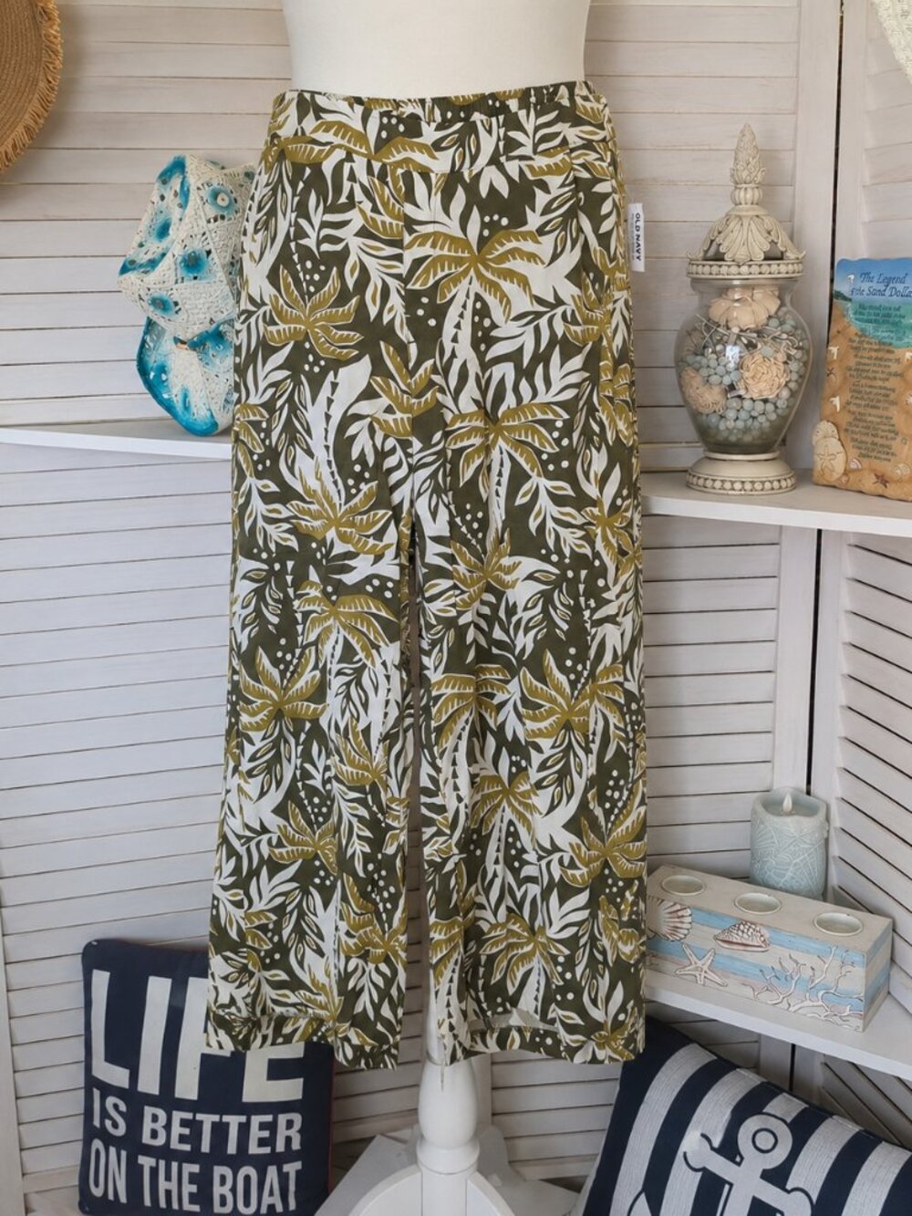 Old Navy Playa Wide-Leg Pants – Large Petite – Tropical Botanical Print